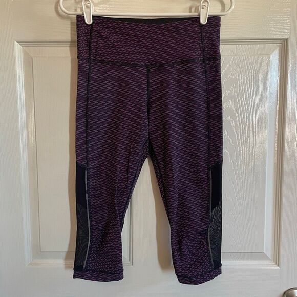 Lululemon Size 8 Gear Up Crop Athletic Leggings Purple Black - Picture 2 of 9
